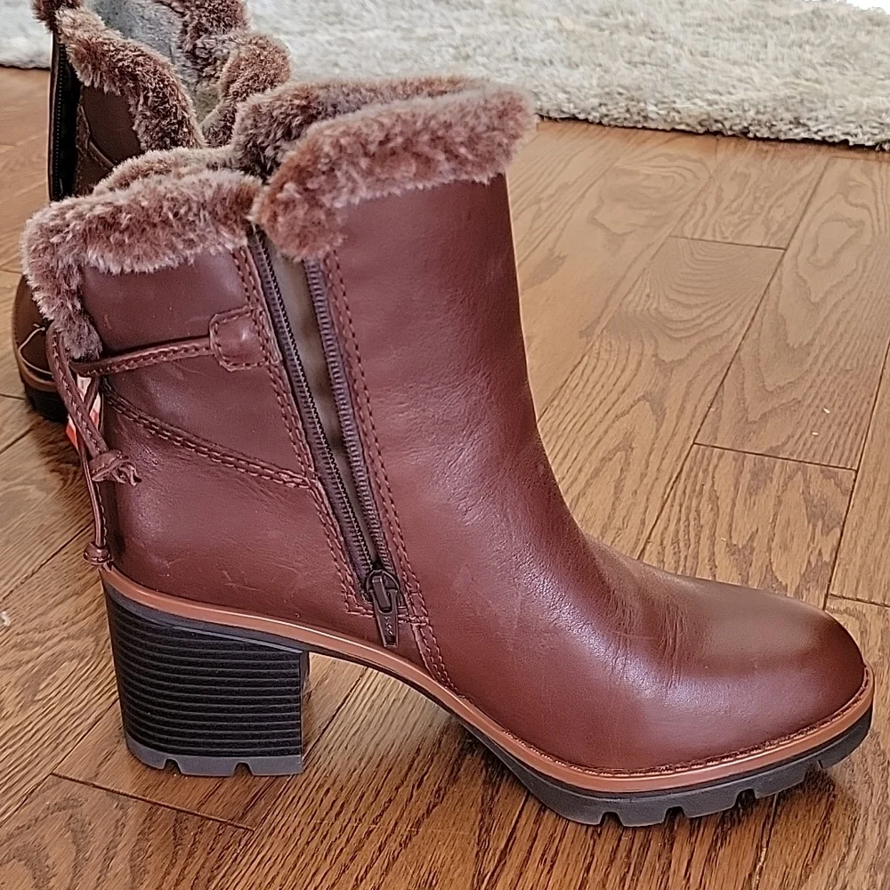 Naturalizer NWT Leather Booites - Picture 3 of 9